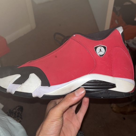 RETRO JORDAN 14s CHICAGO - Picture 3 of 4